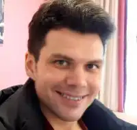 Попов Вячеслав